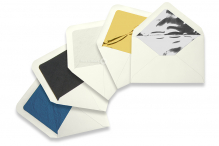 Sobres de color blanco marfil forrados | PIT Packaging.es | Paisdelossobres