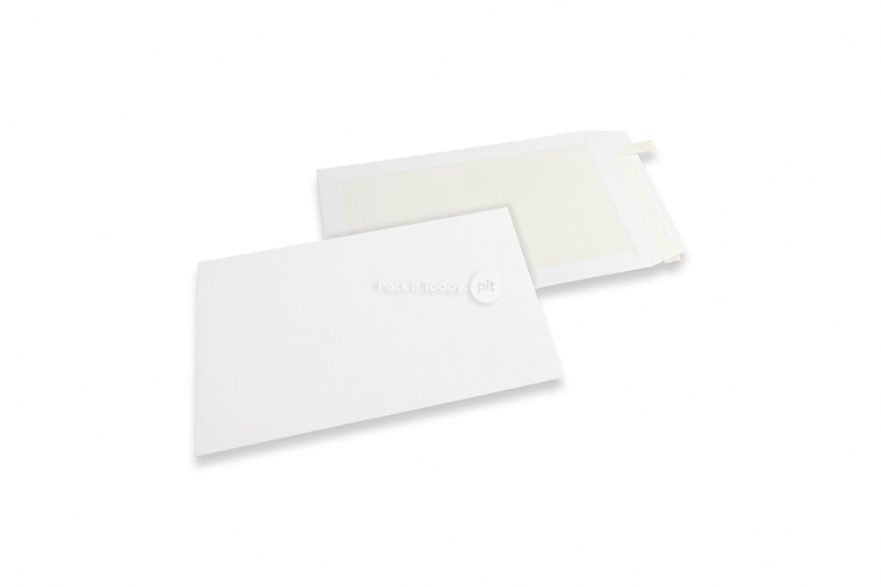 Sobres con dorso de cartón - 229 x 324 mm, anverso kraft blanco de 120 gramos, reverso dúplex blanco de 450 gramos, tira